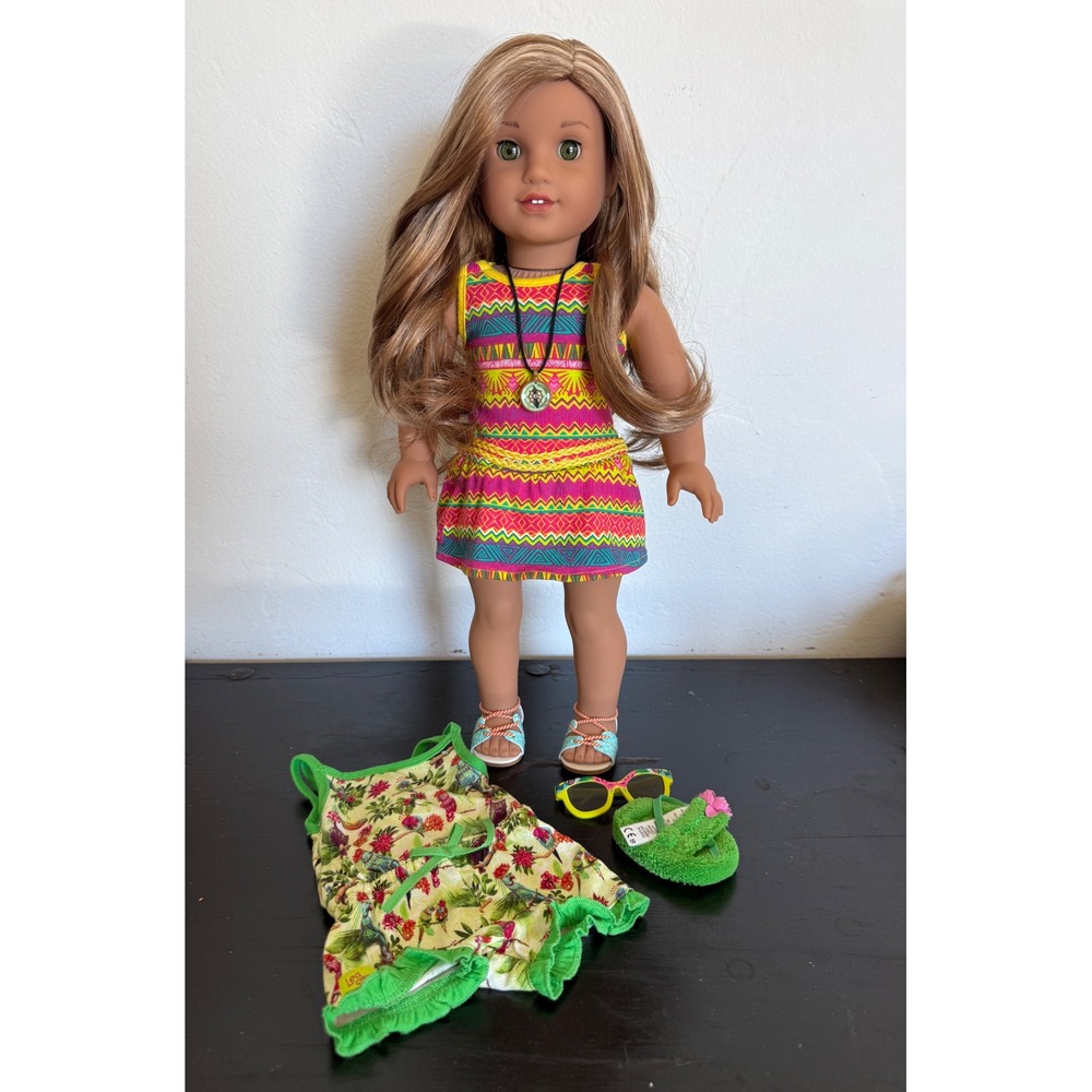 American Girl of the Year 2016 Lea Clark Doll w/ Rainforest PJs & accessories